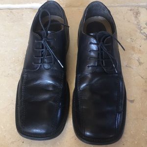 Kenneth Cole Reaction shoes